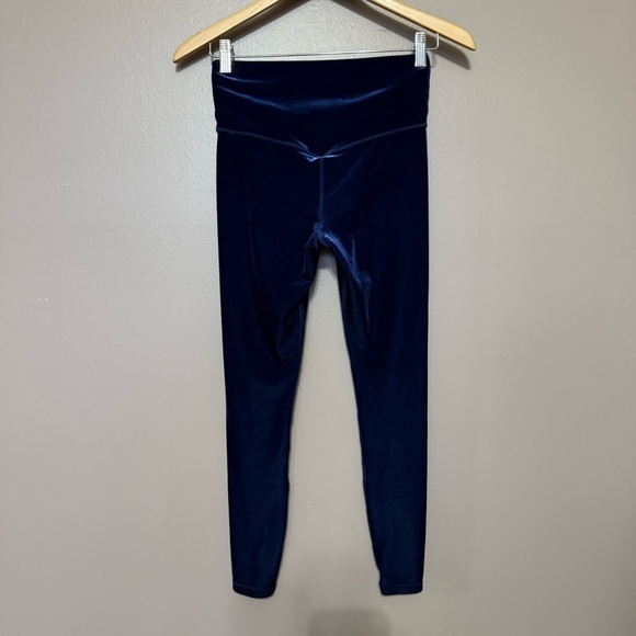 Athleta Women's Blue Elation Velvet Tight Legging Size Small yoga pilates - Picture 6 of 7